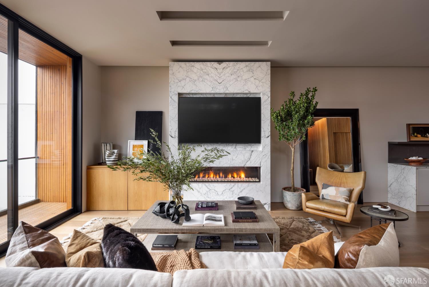 1864 Greenwich Street