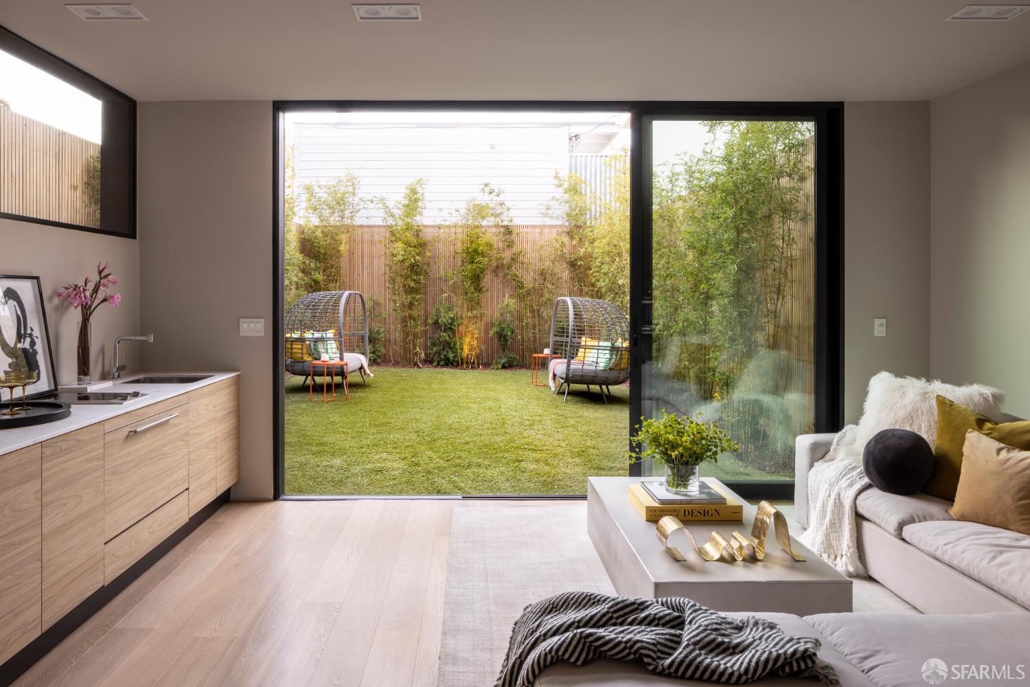 1864 Greenwich Street