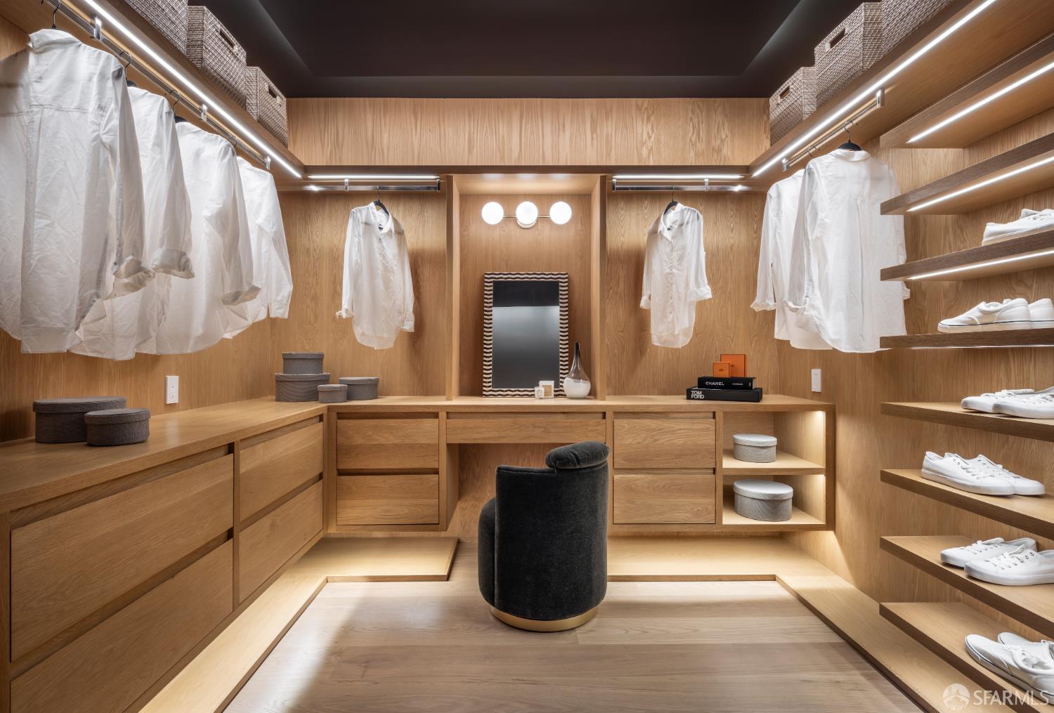 1864 Greenwich Street