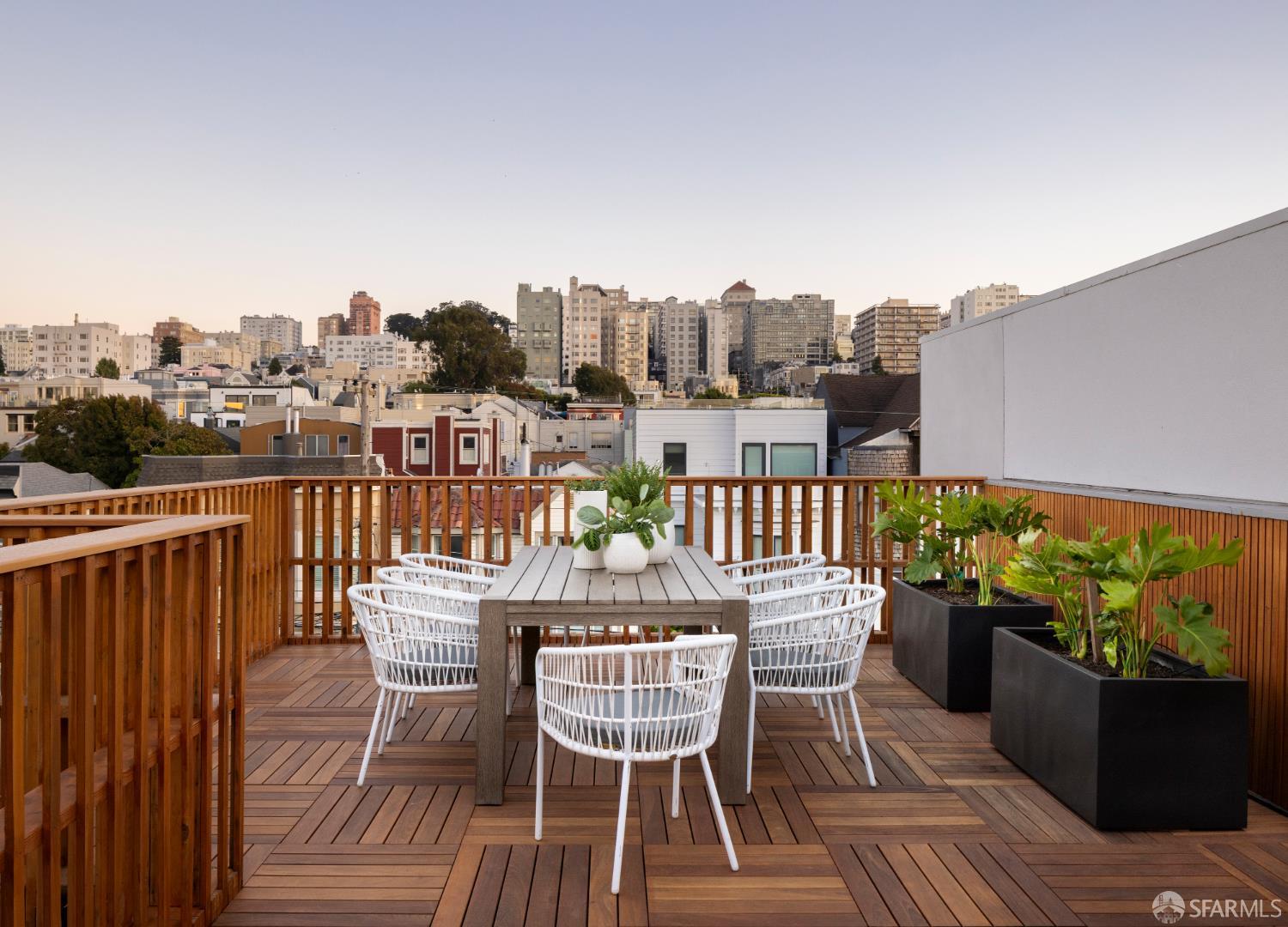 1864 Greenwich Street