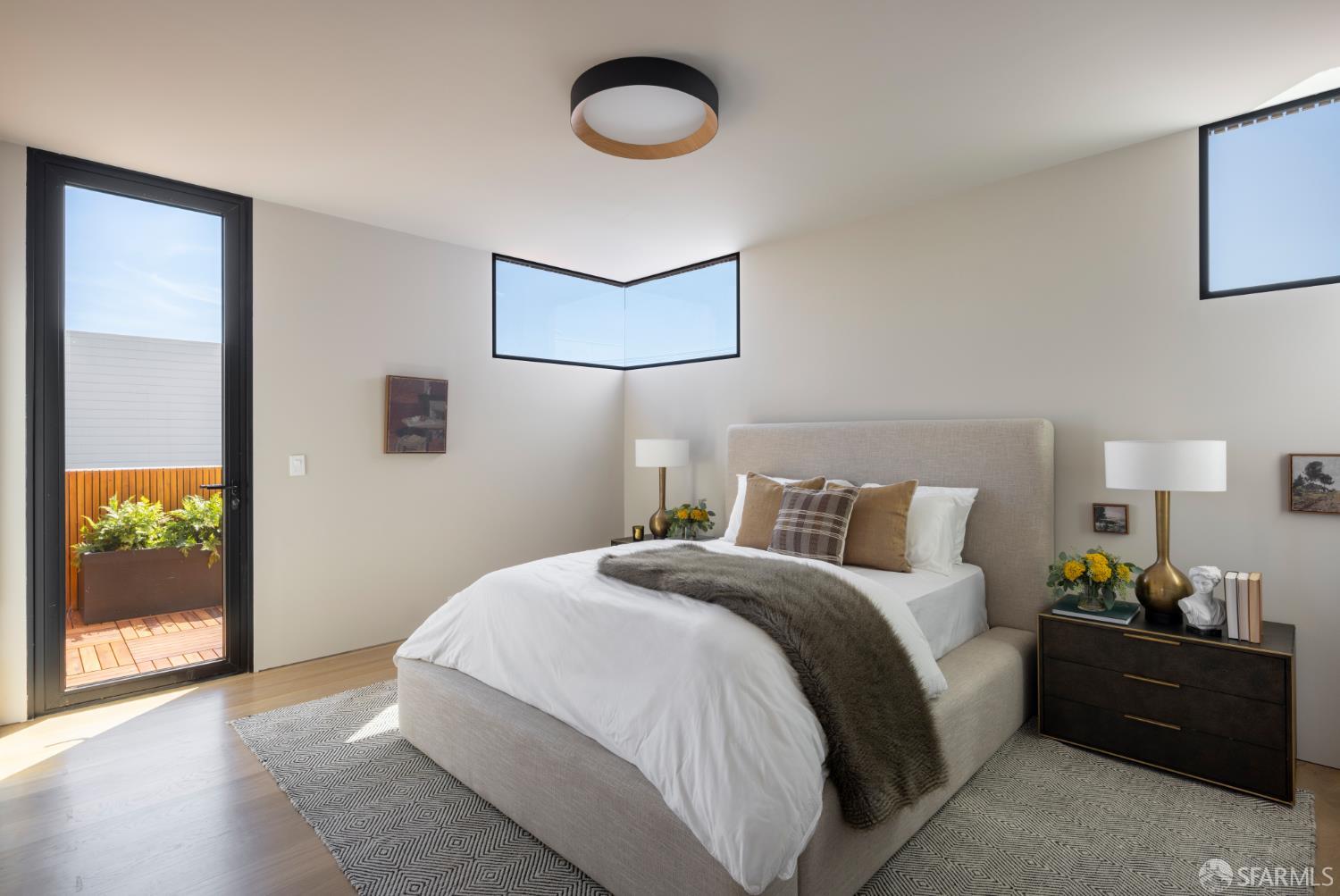 1864 Greenwich Street