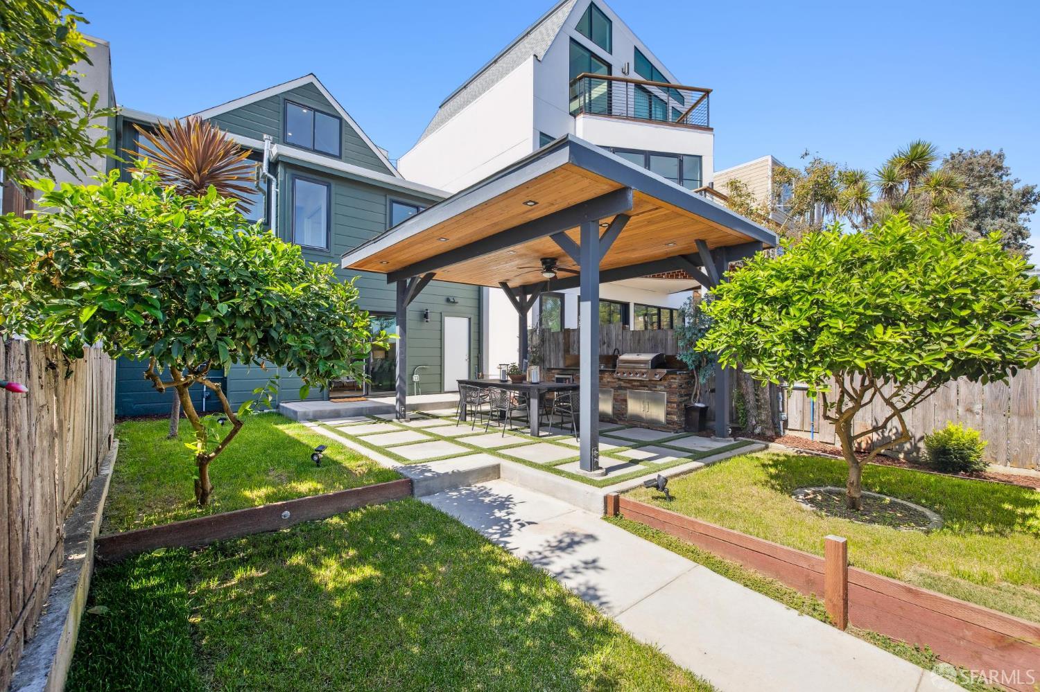 1145 Wisconsin Street