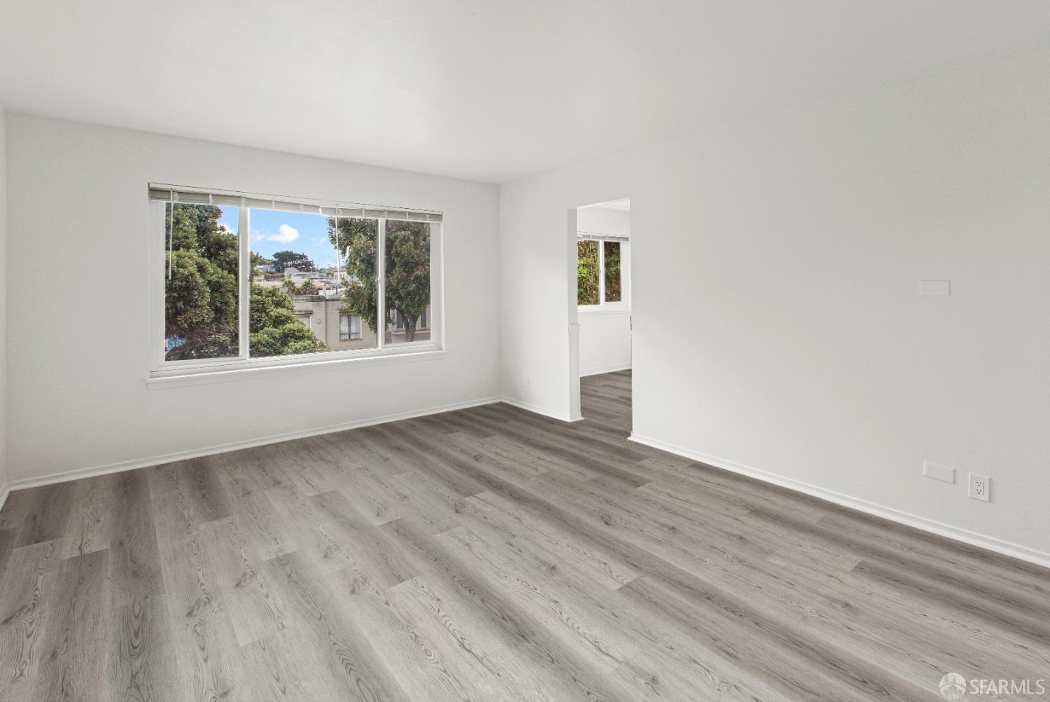 554 Monterey Boulevard