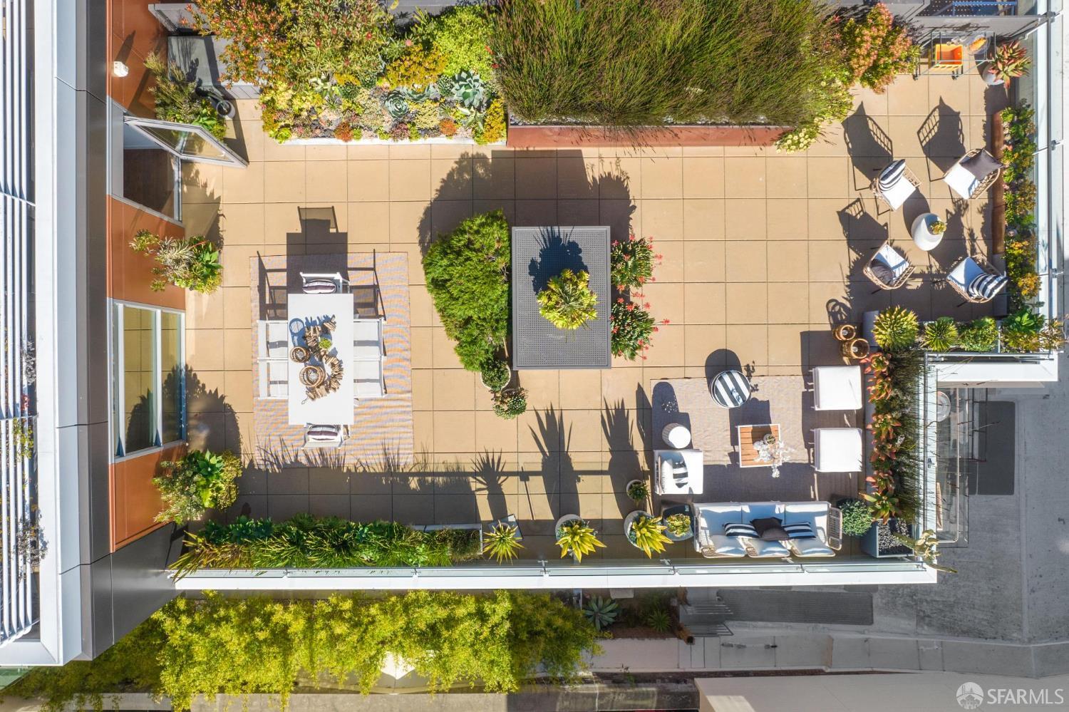 72 S Townsend Street # 806