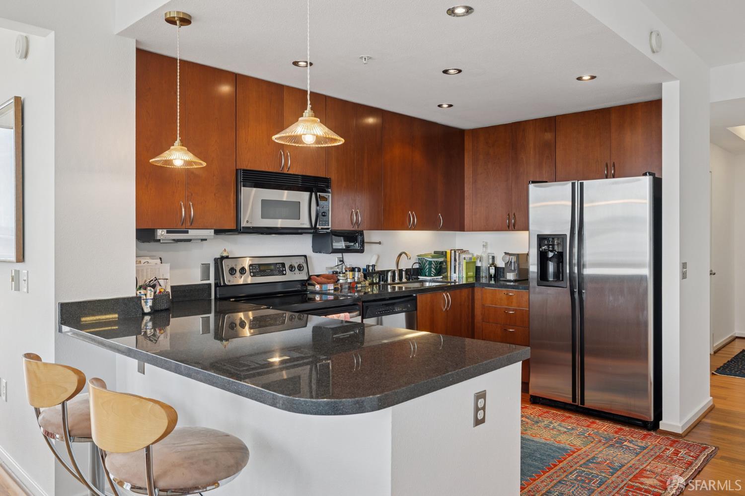 88 King Street # 1305