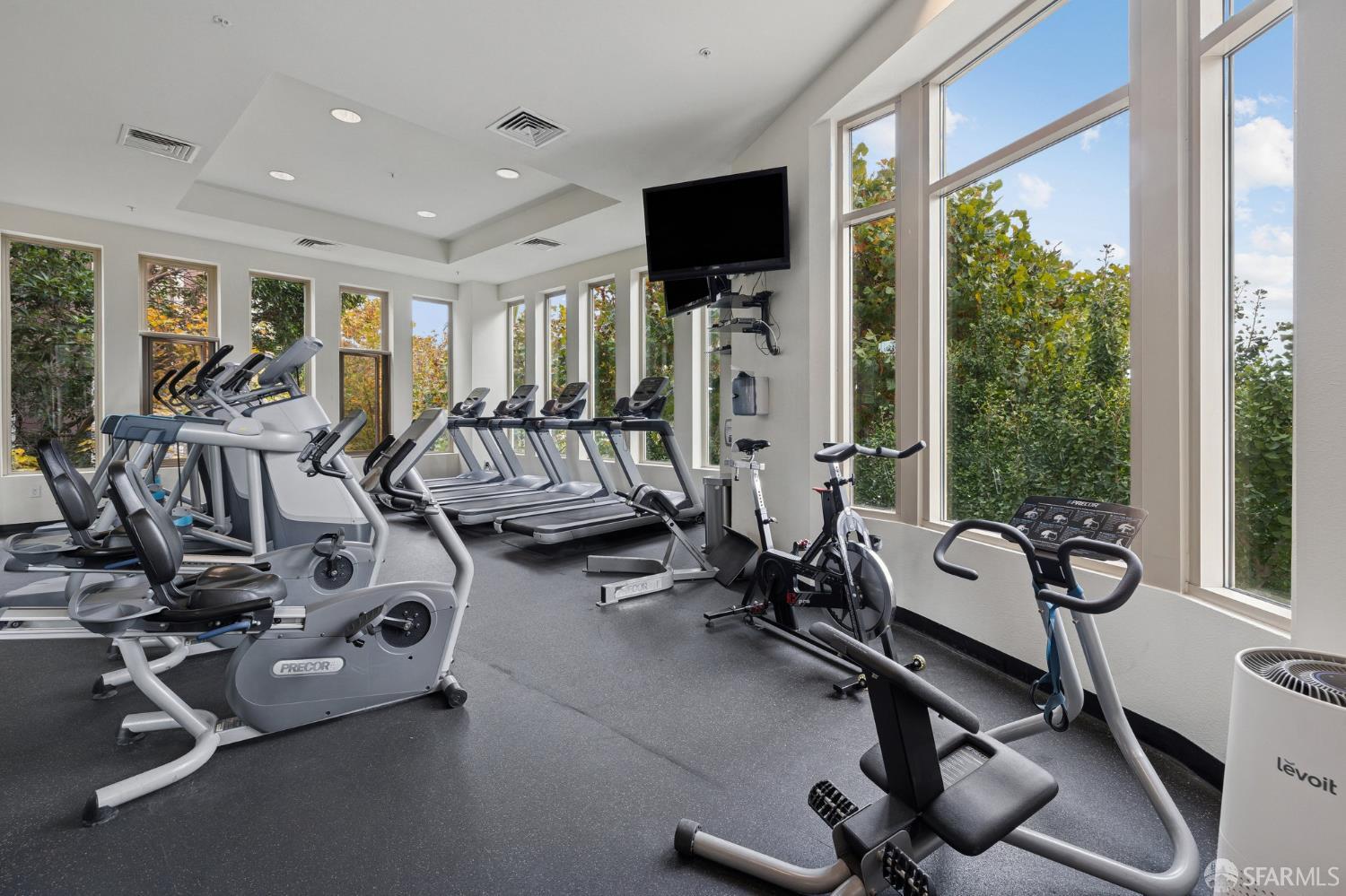 88 King Street # 1305