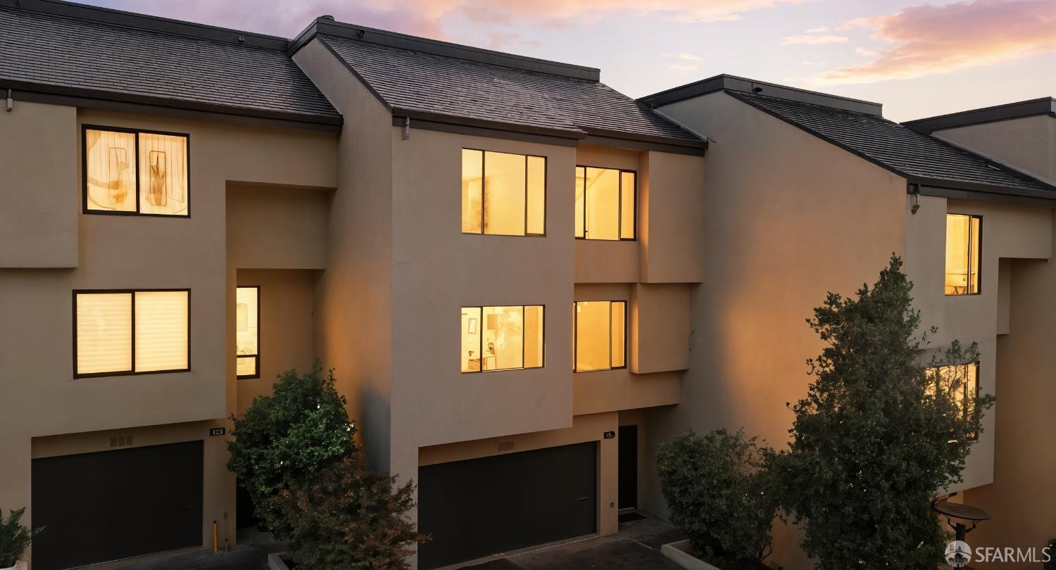 126 Galewood Circle