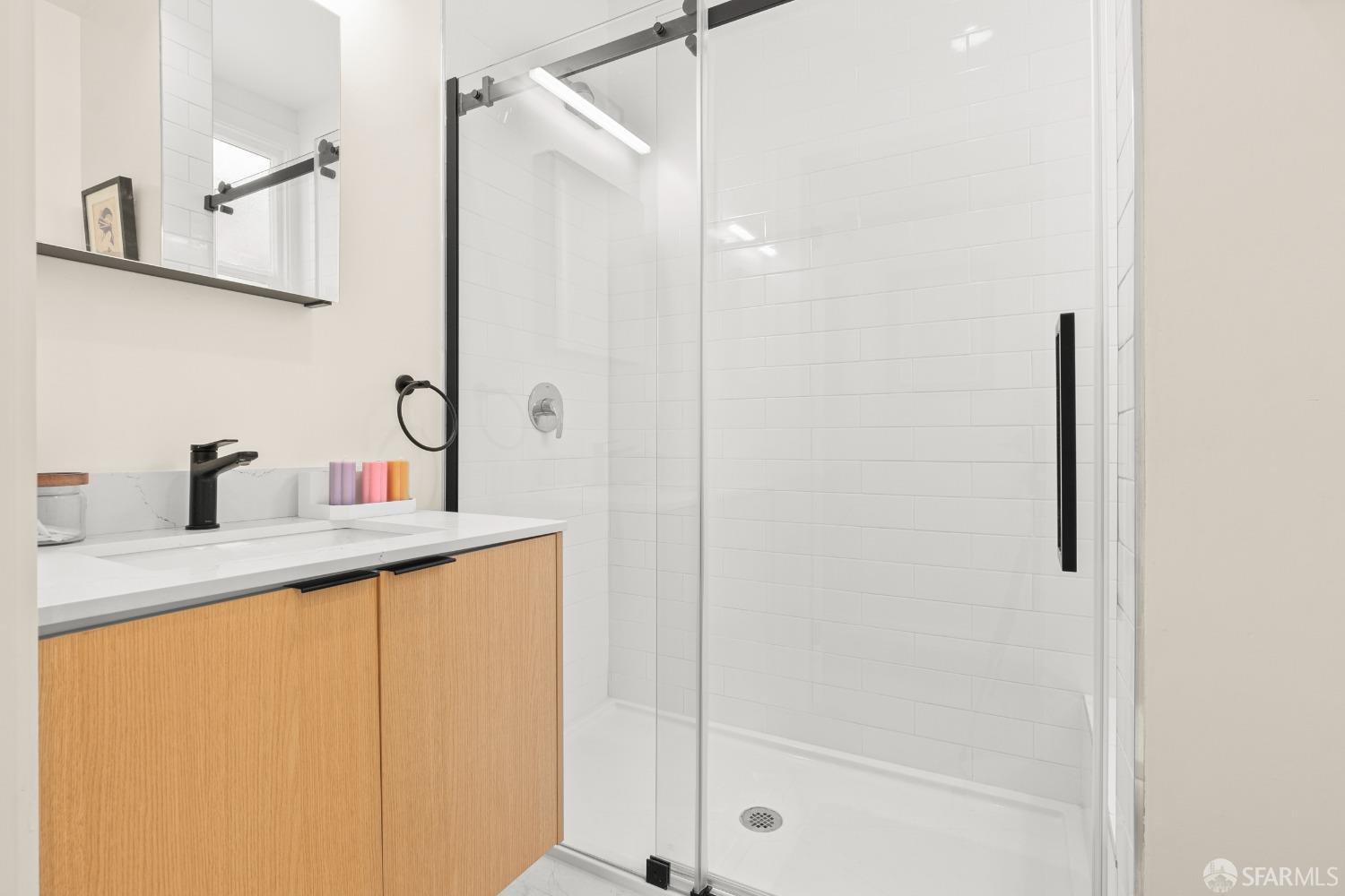 1811 Leavenworth Street # 7