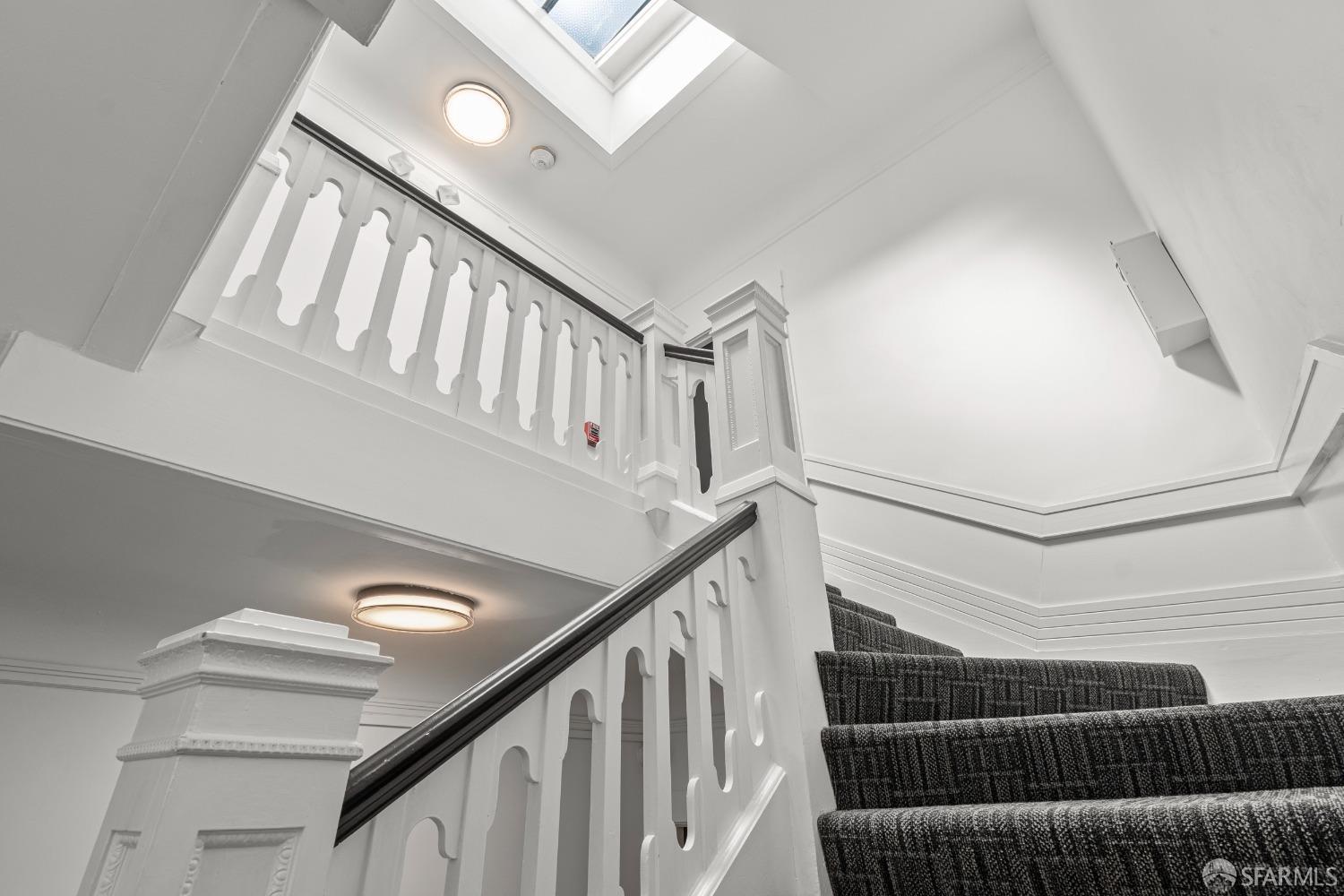 1811 Leavenworth Street # 7