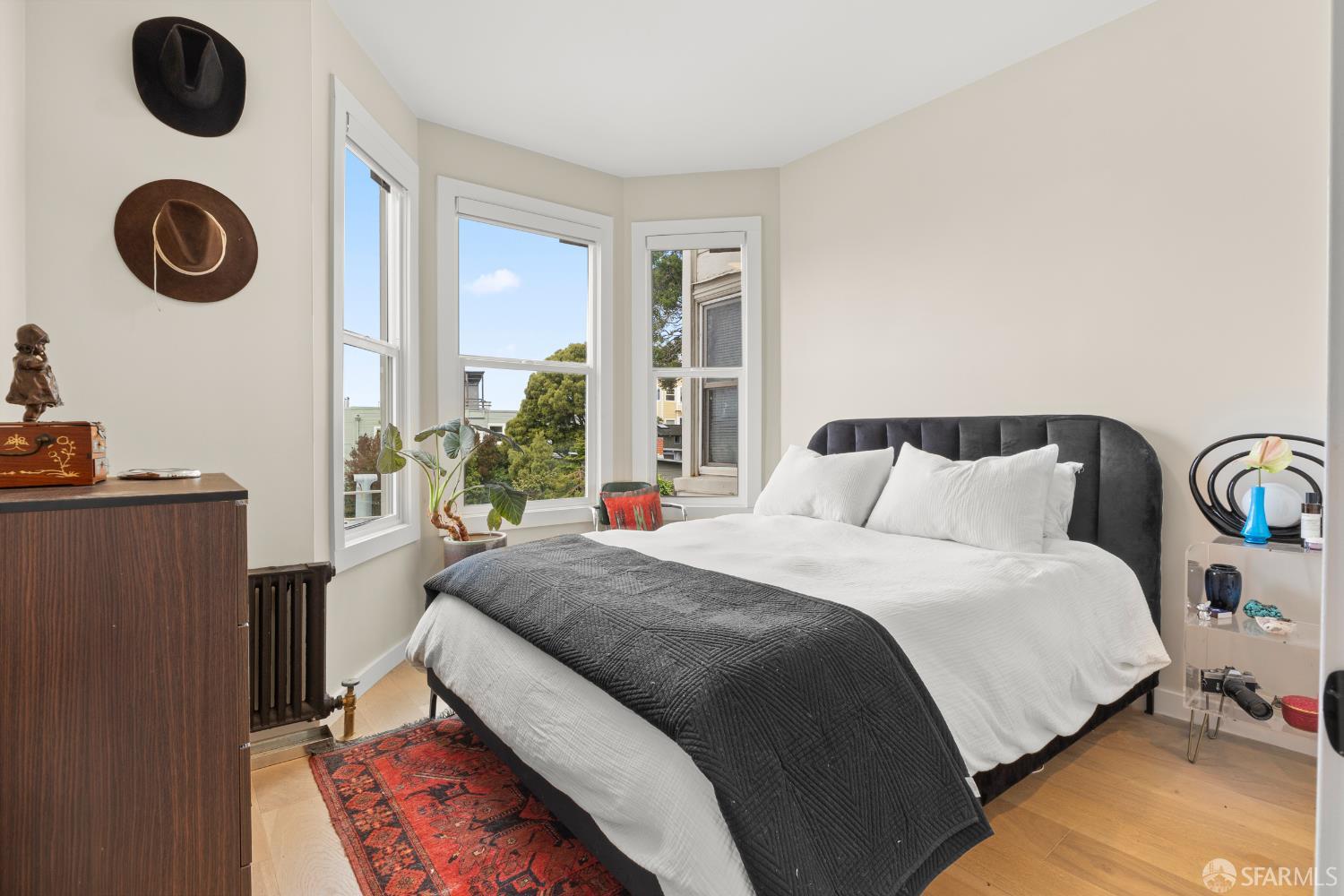 1811 Leavenworth Street # 7