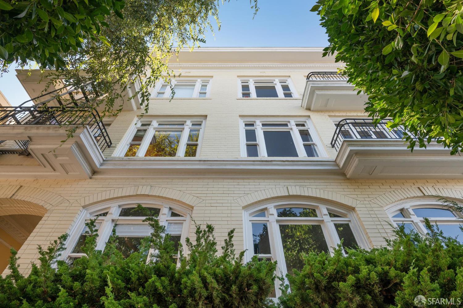 189 Commonwealth Avenue # 3