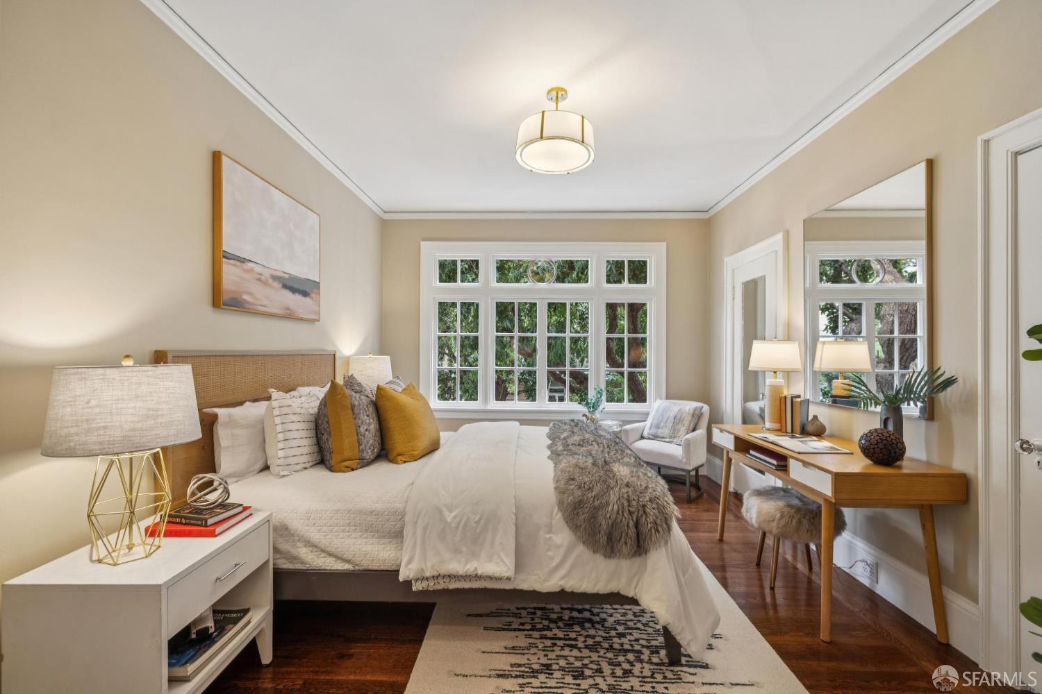 2155 Buchanan Street # 4