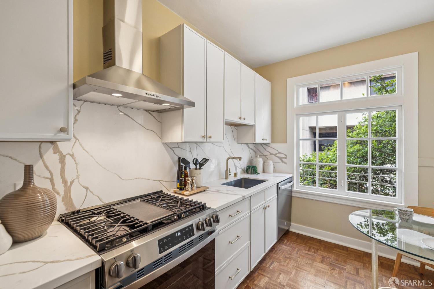 2155 Buchanan Street # 4