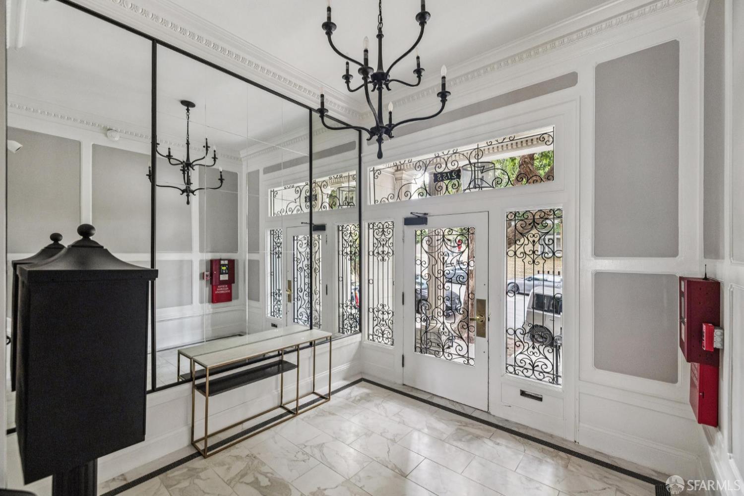 2155 Buchanan Street # 4