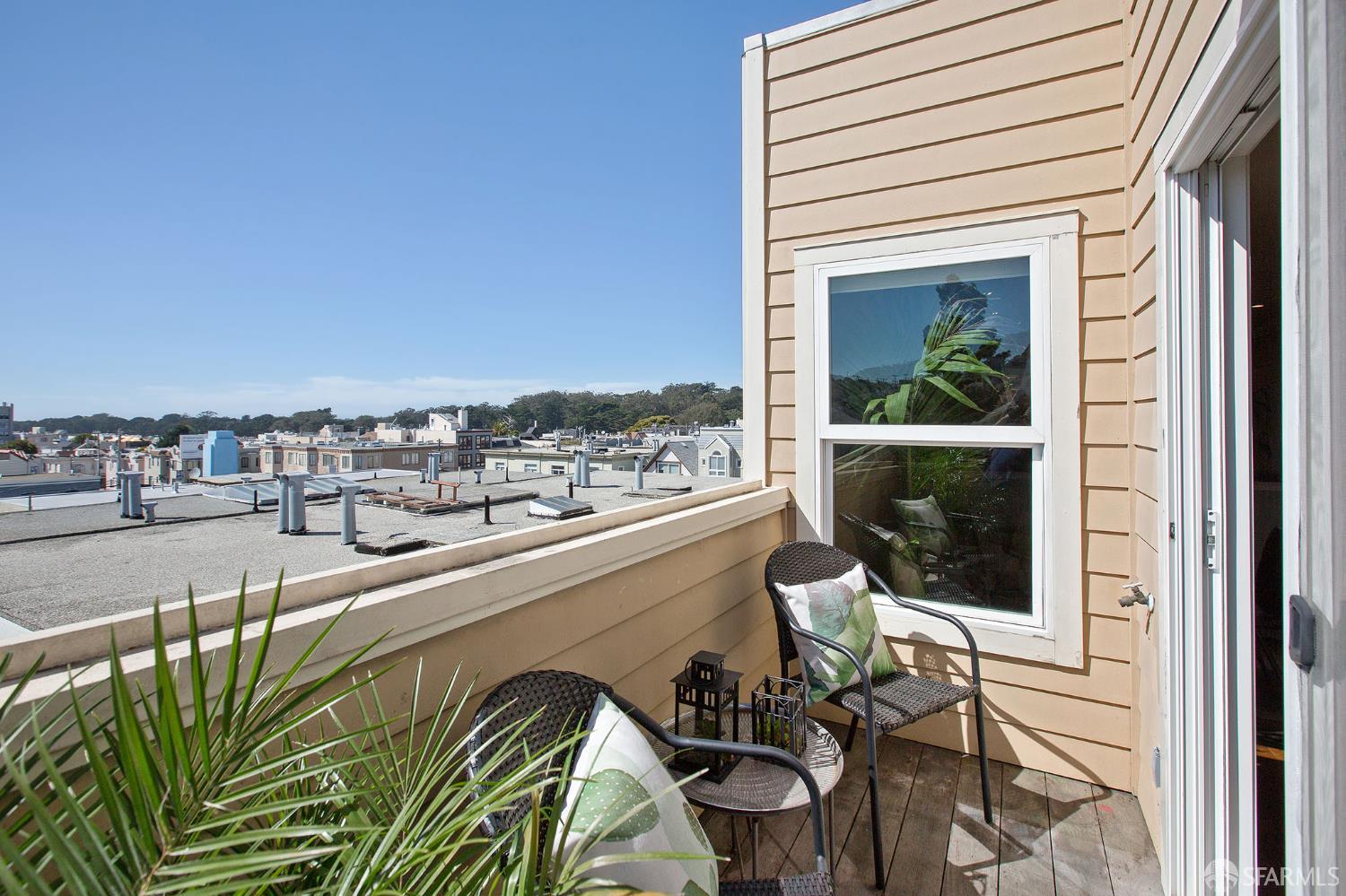 1517 Irving Street # 3