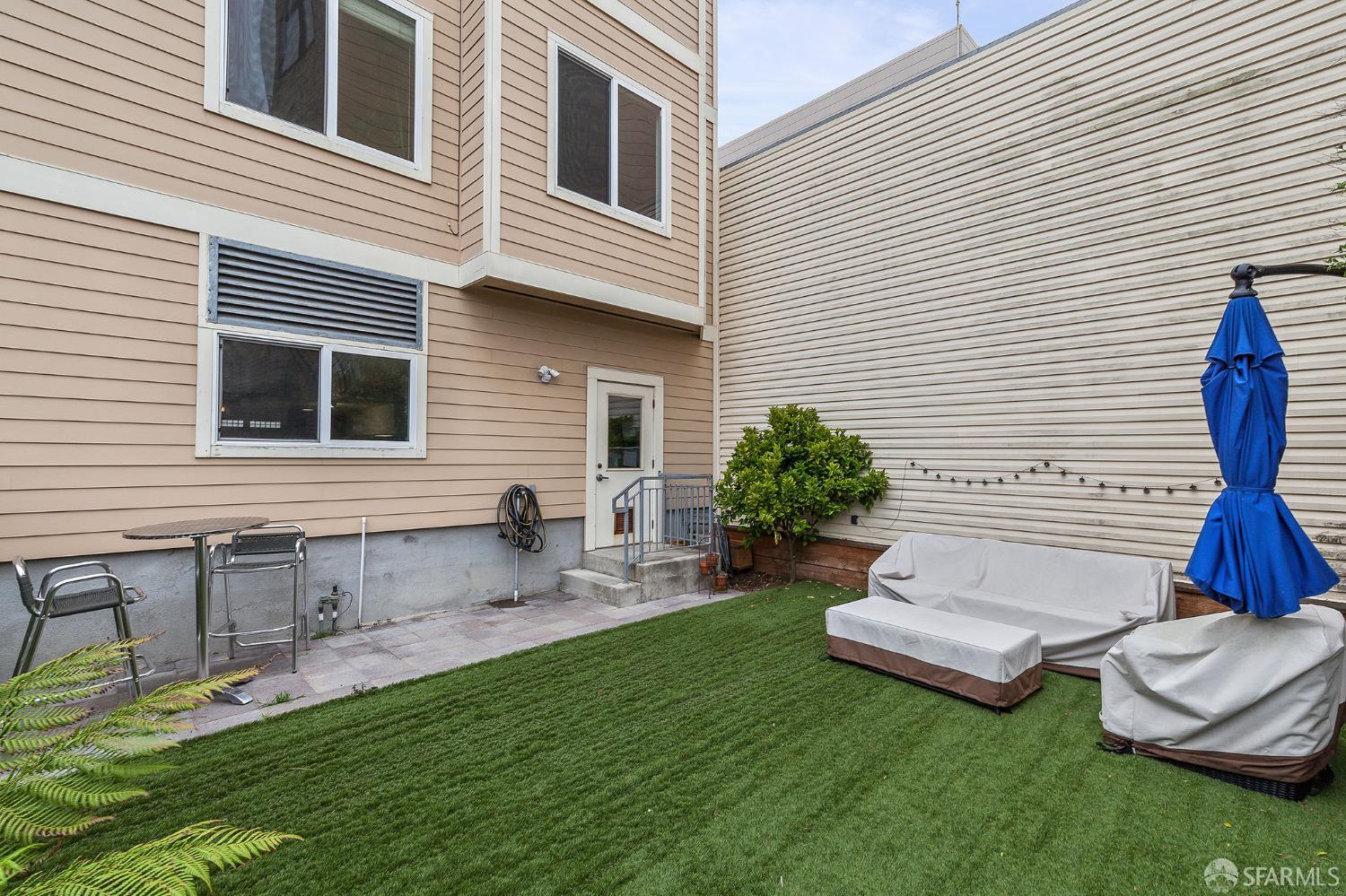 1517 Irving Street # 3