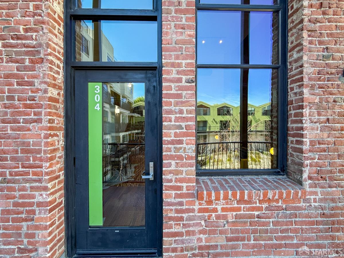 851 Indiana Street # 304