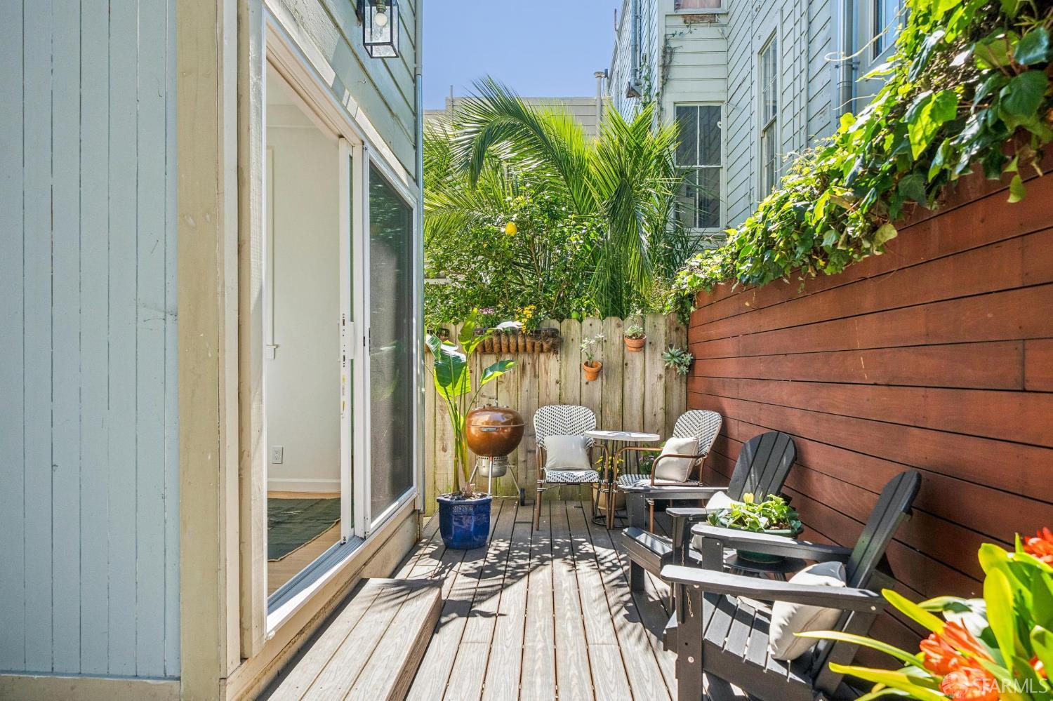 380 Dolores Street