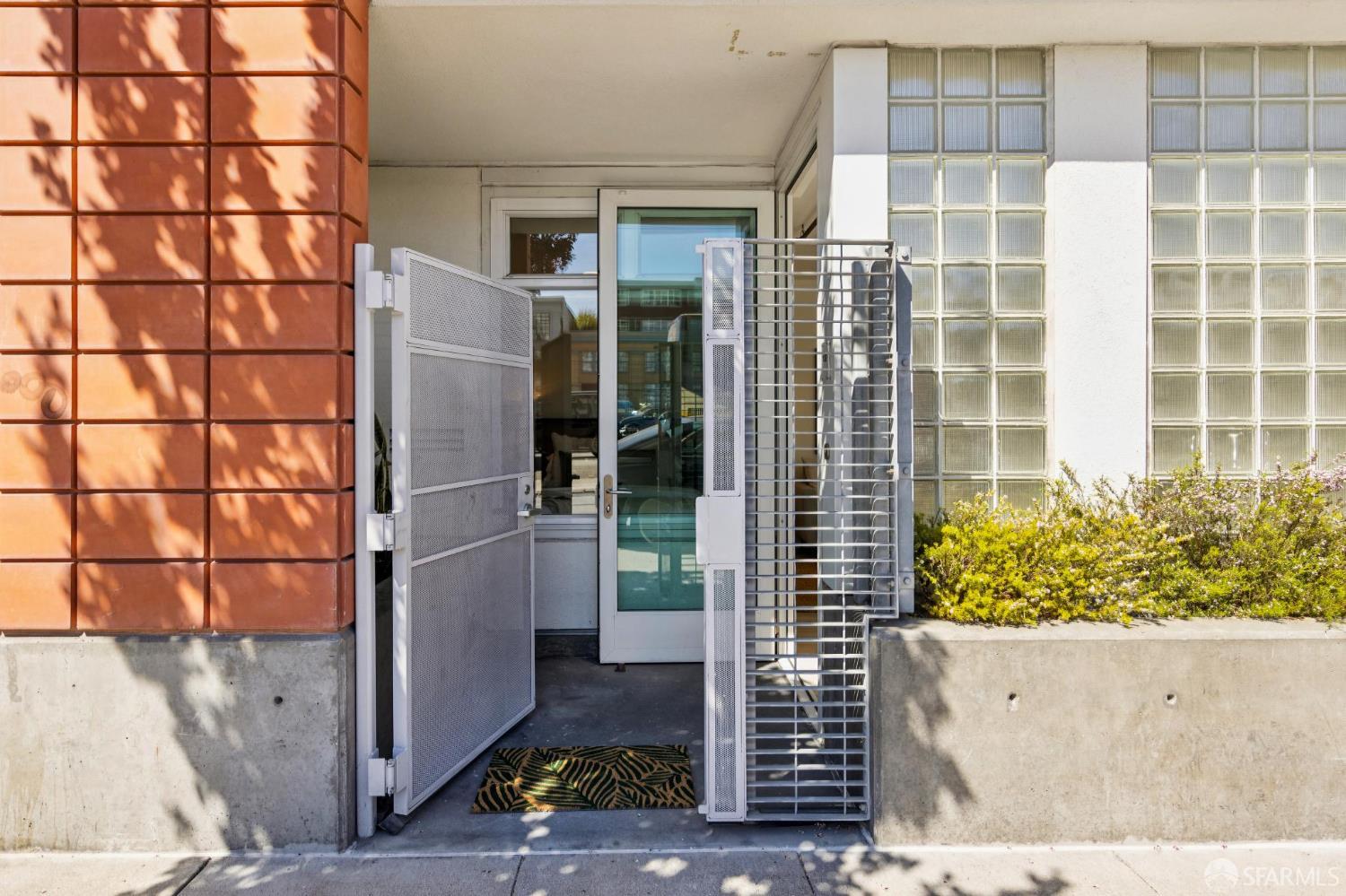 555 4th Street # 102