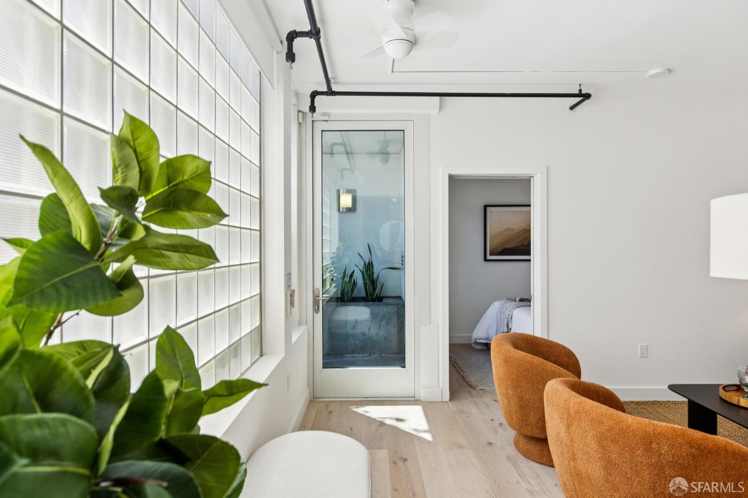 555 4th Street # 102