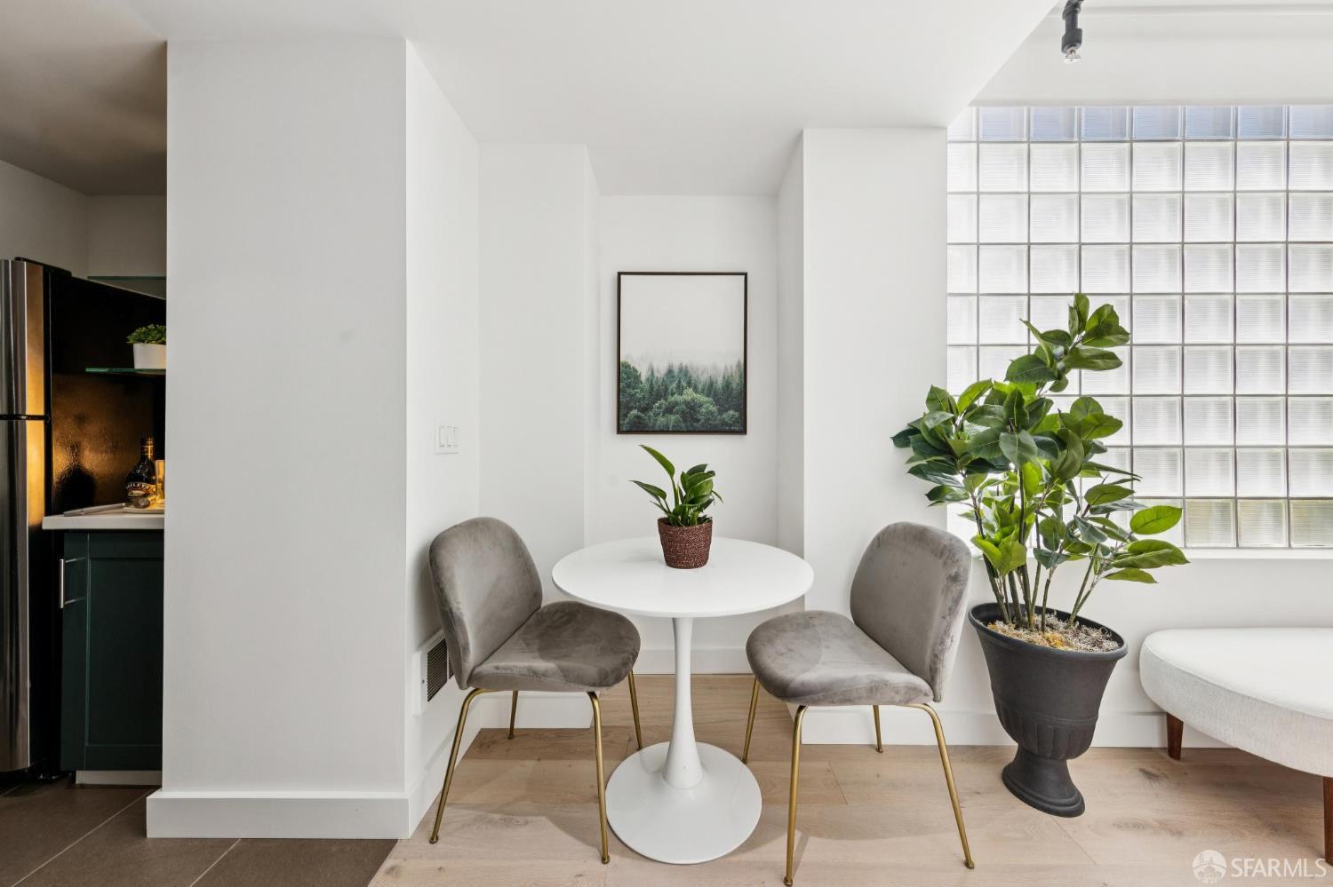 555 4th Street # 102