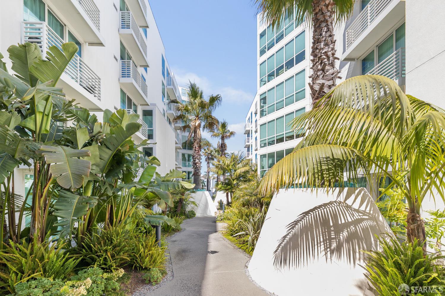 555 4th Street # 102