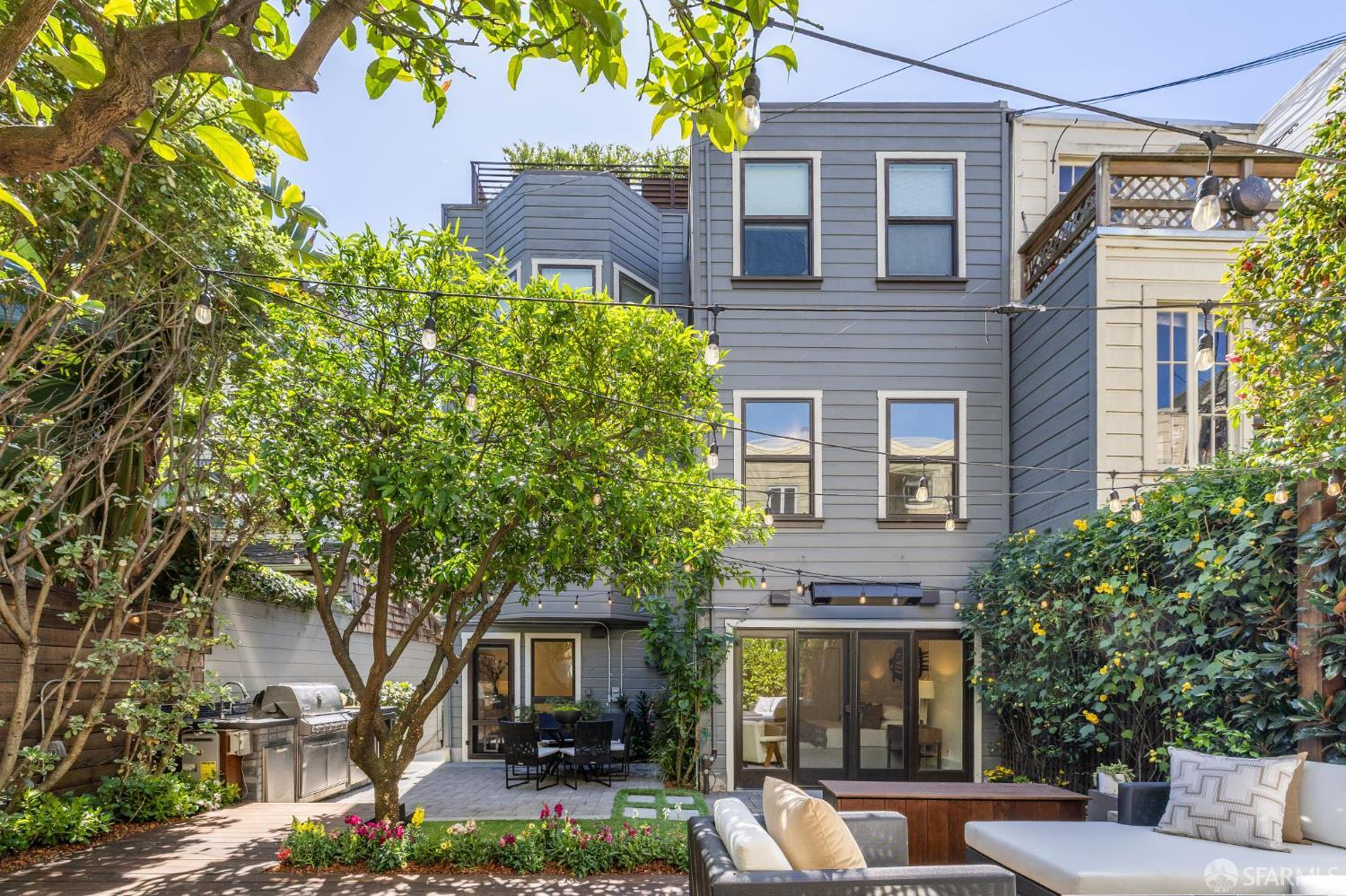 36 Camp Street