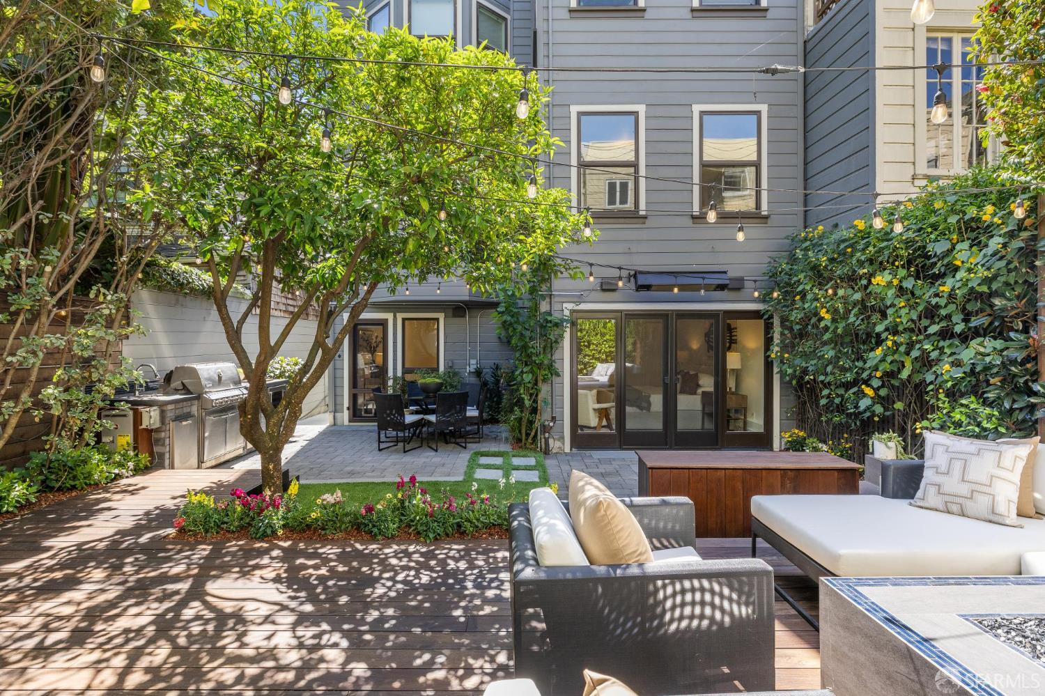 36 Camp Street