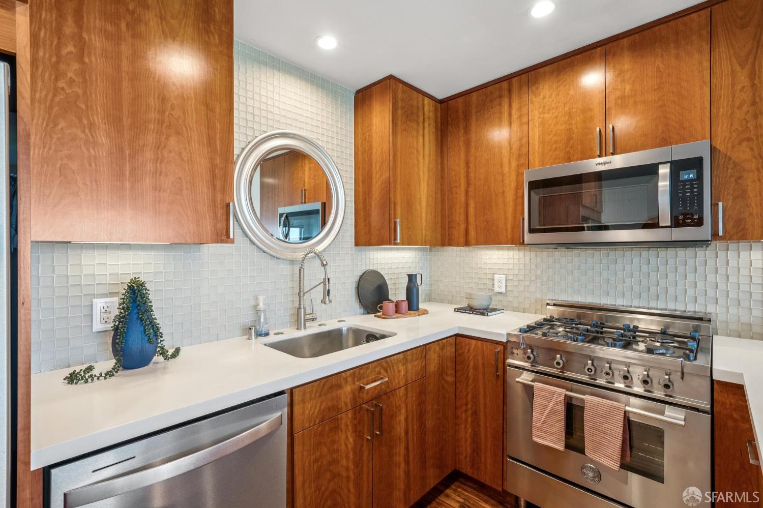 733 Chestnut Street # 5