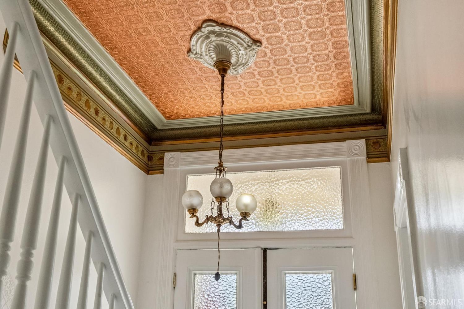 3846 Cesar Chavez Street