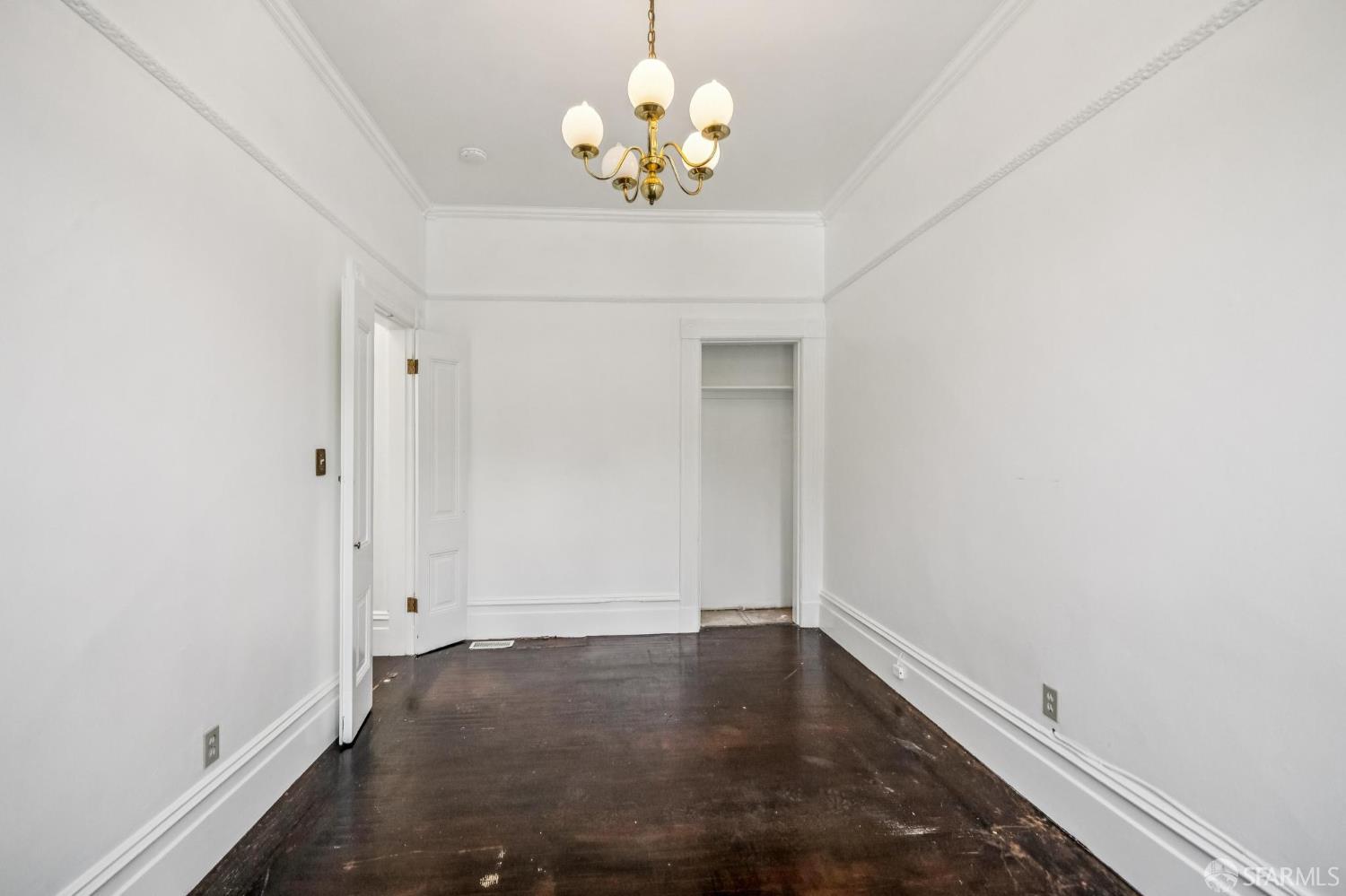 3846 Cesar Chavez Street