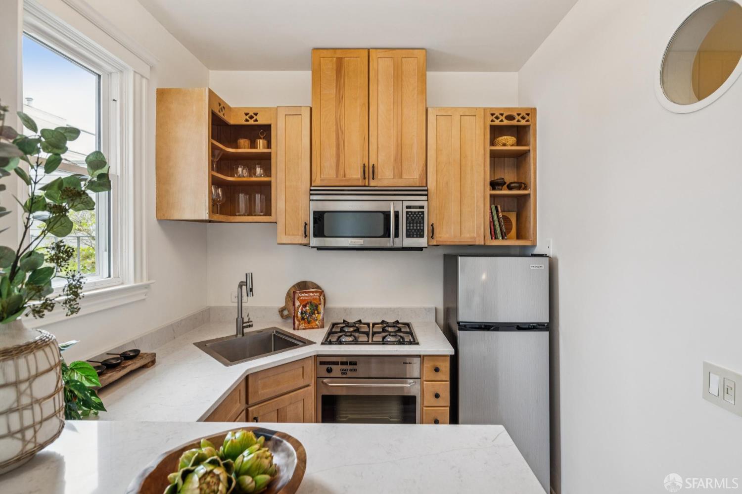 2211 California Street # 303