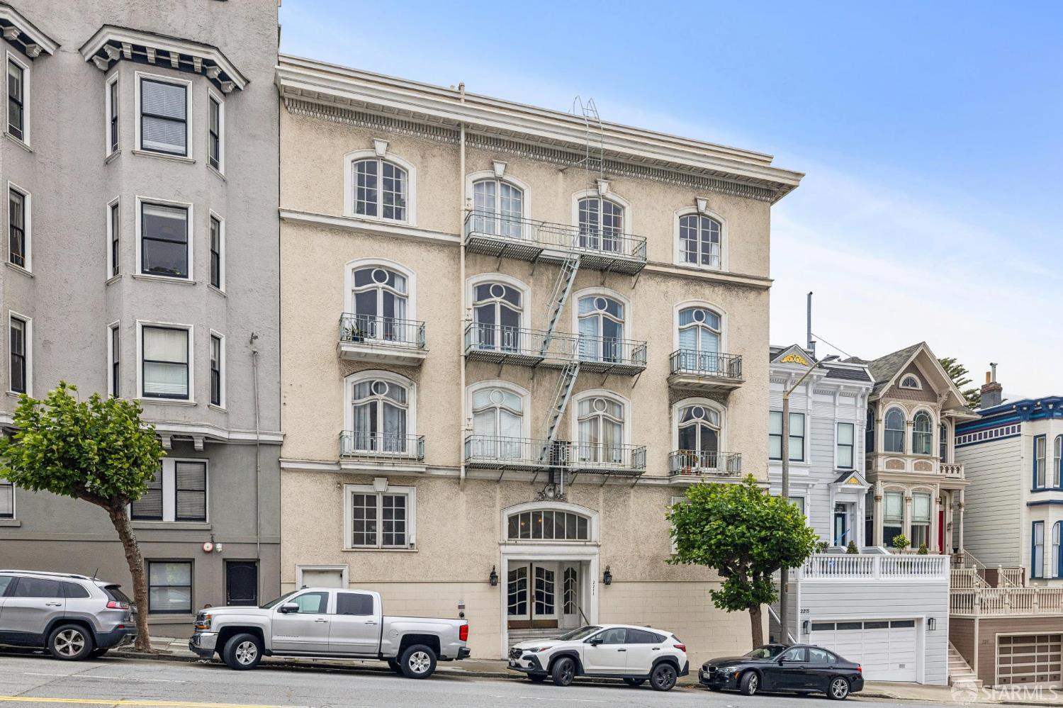 2211 California Street # 303