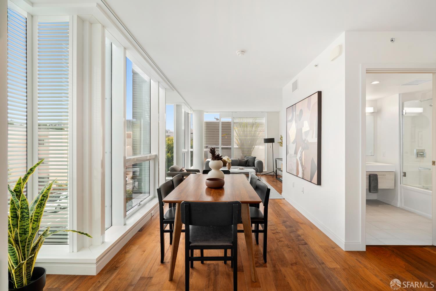 555 Fulton Street # 211