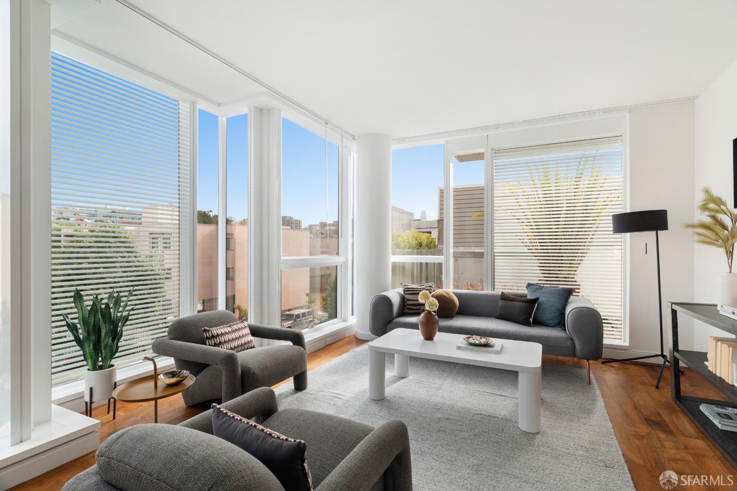 555 Fulton Street # 211