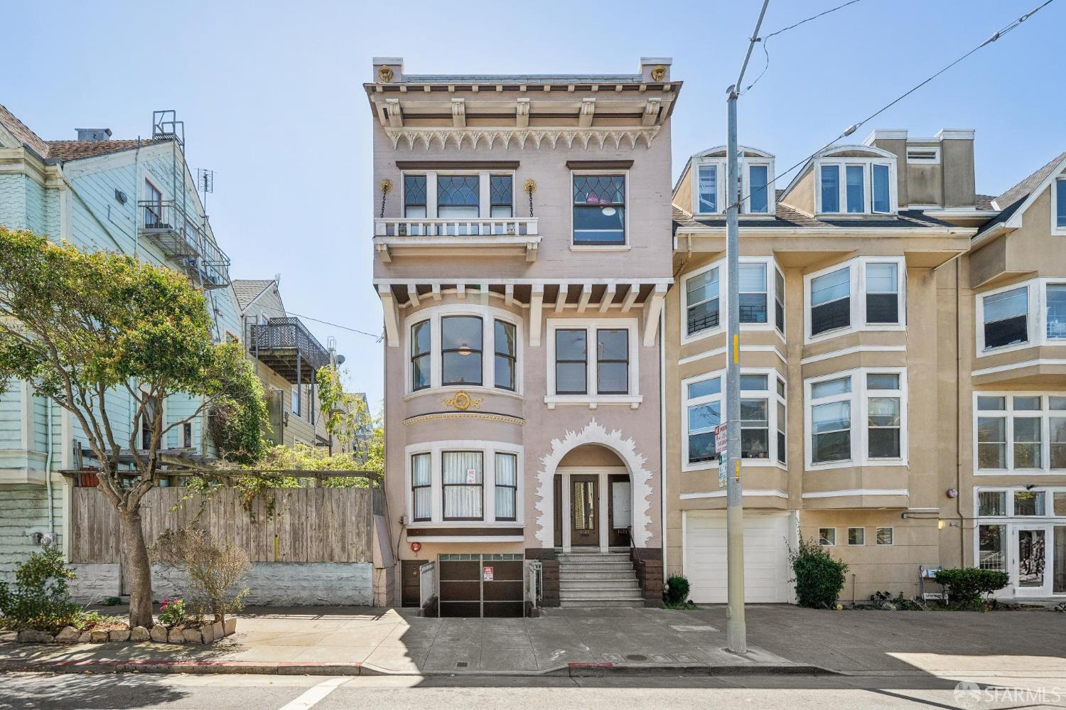 1623 Hayes Street