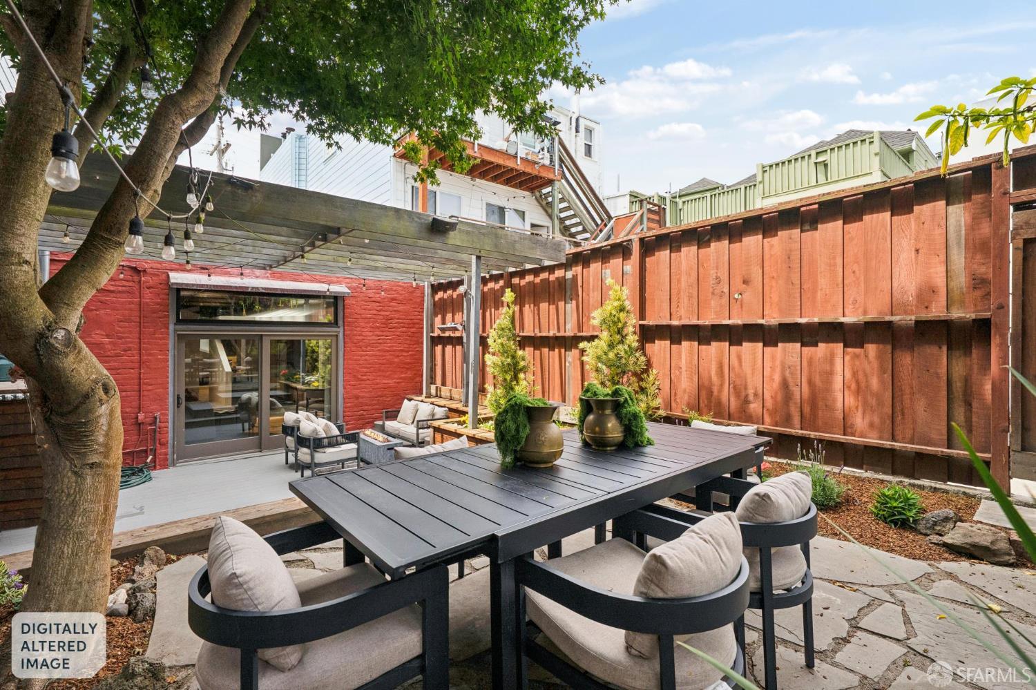 3132 Laguna Street