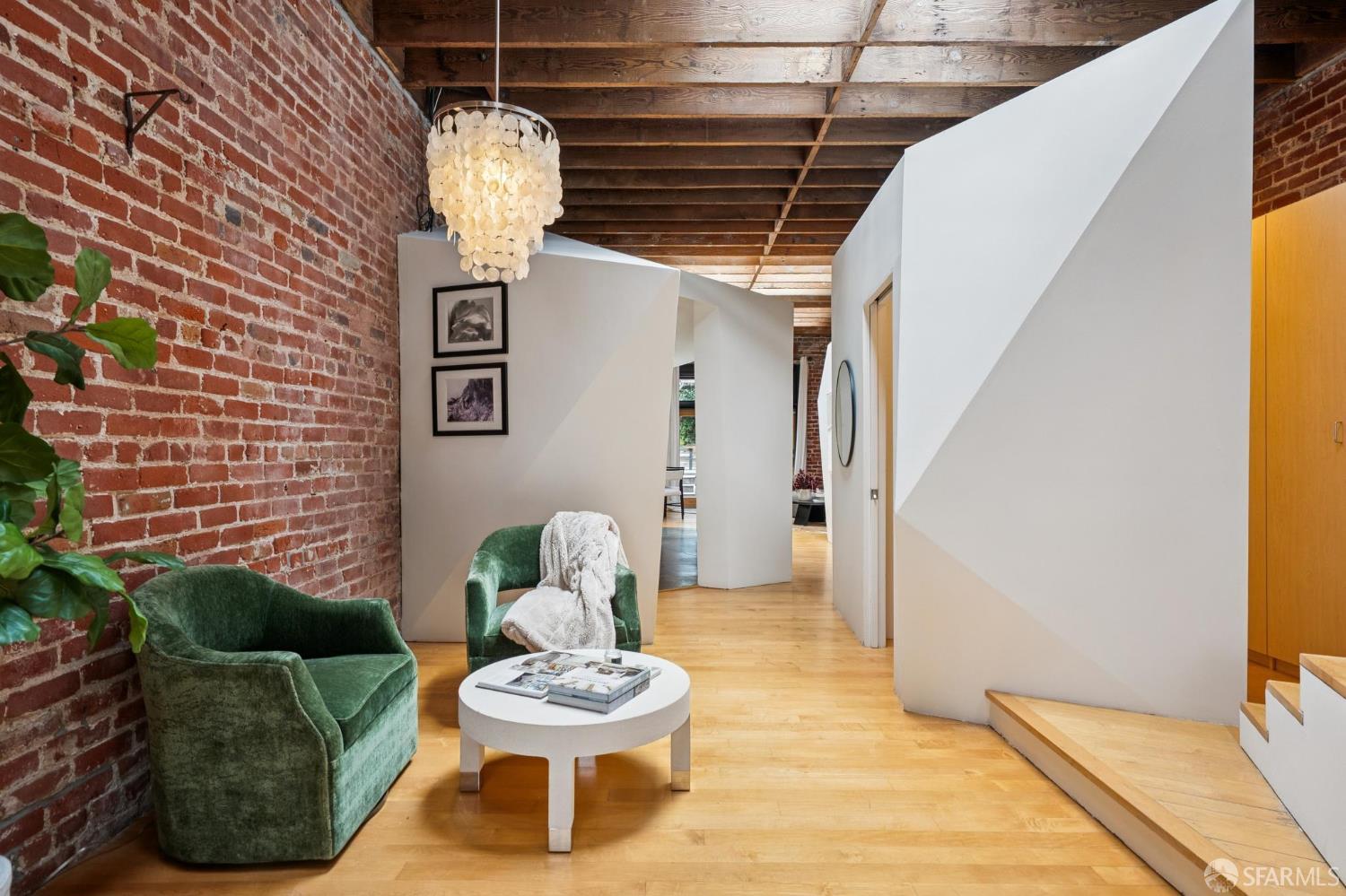 3132 Laguna Street