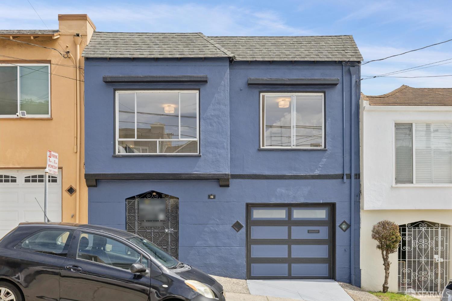 23 Esquina Drive