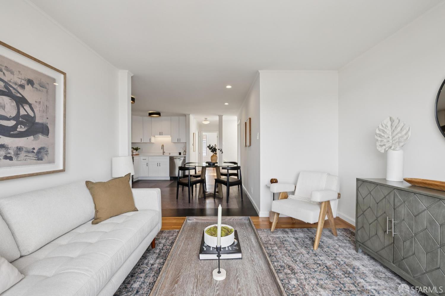 23 Esquina Drive