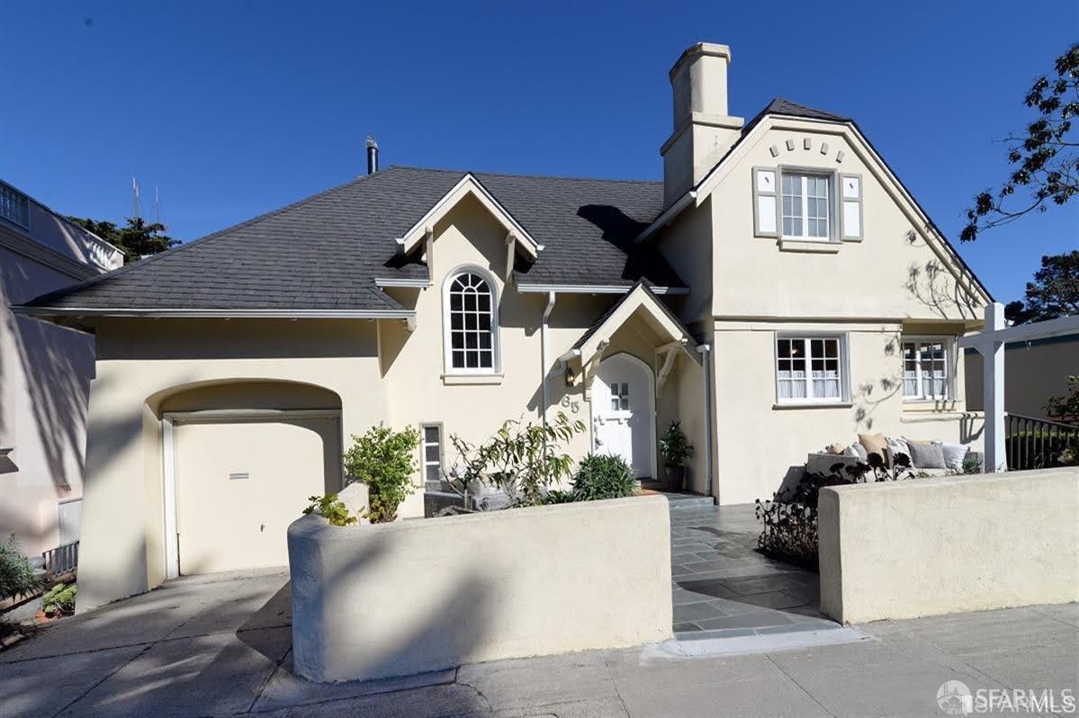 65 Castenada Avenue