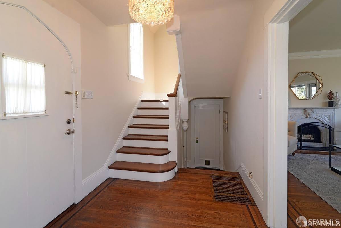 65 Castenada Avenue