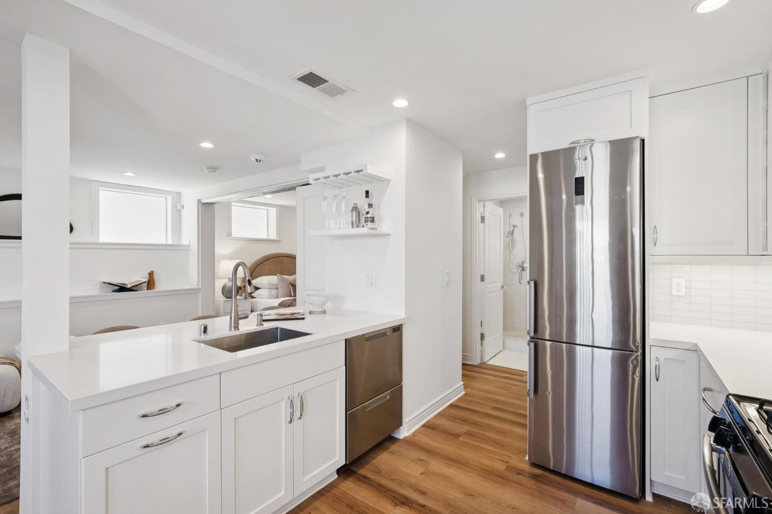 23 Peralta Avenue