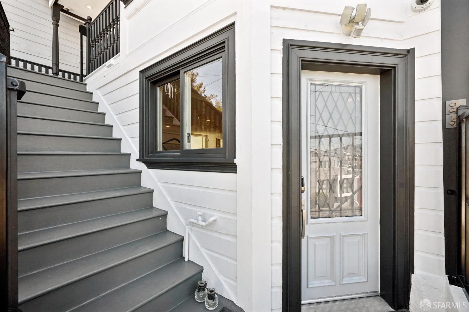 23 Peralta Avenue