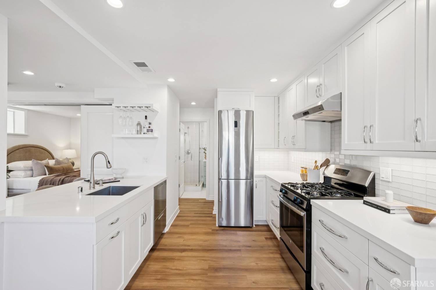 23 Peralta Avenue