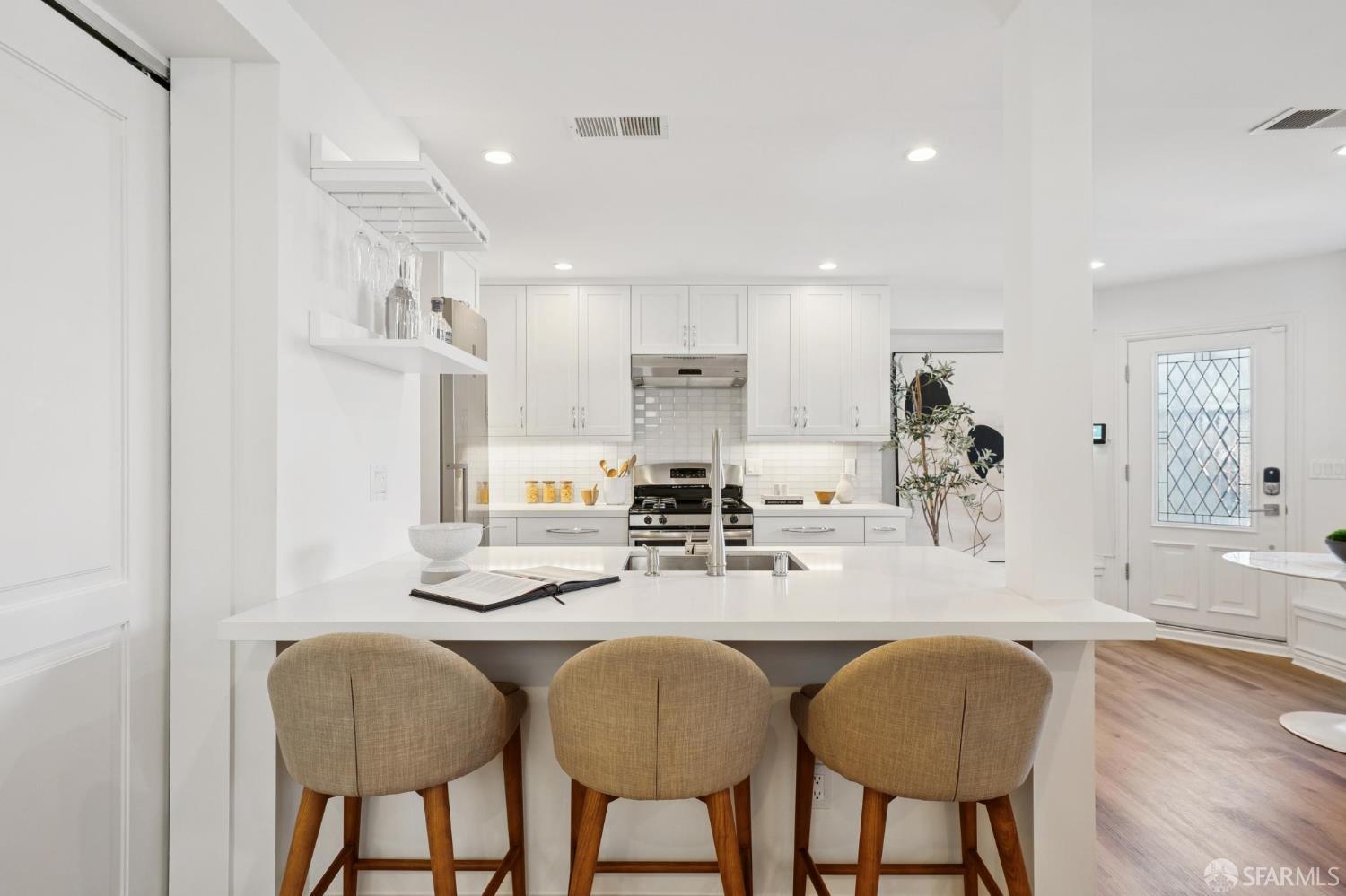 23 Peralta Avenue