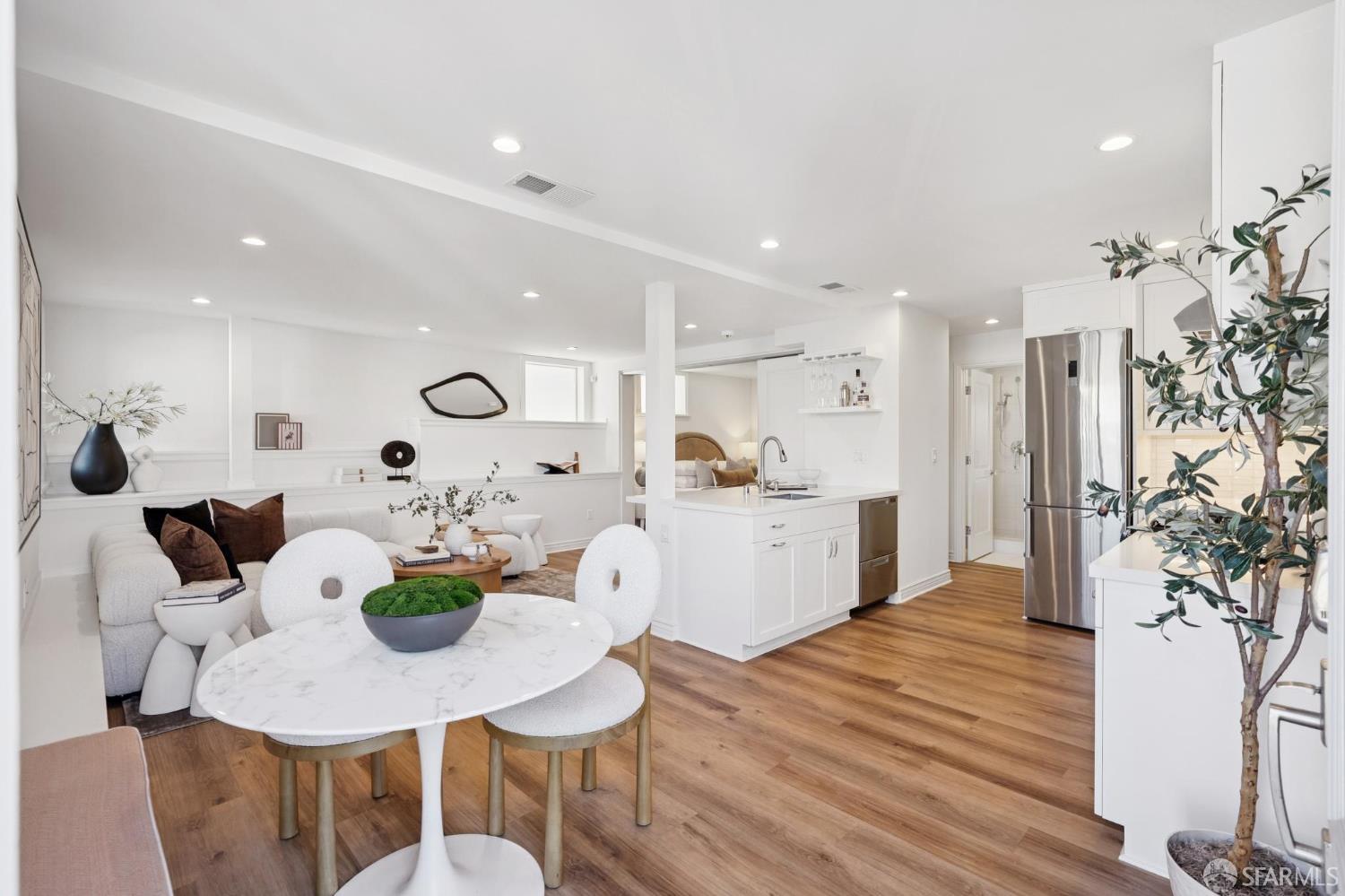 23 Peralta Avenue