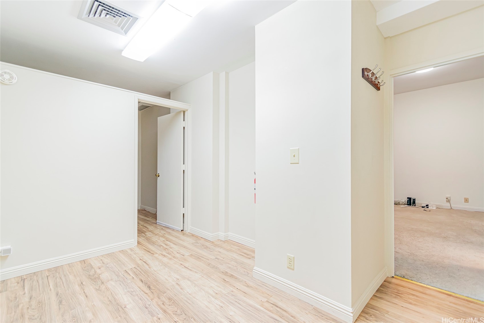 1088 Bishop Street 204