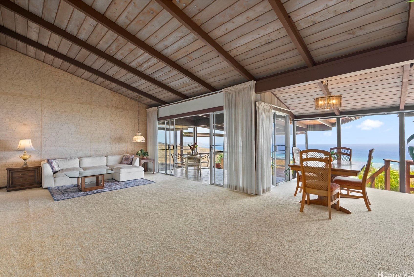 1935 Halekoa Drive