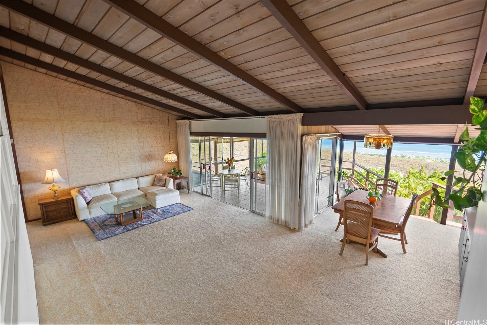 1935 Halekoa Drive